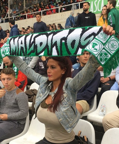 Gatina 22 nackt nette bilder