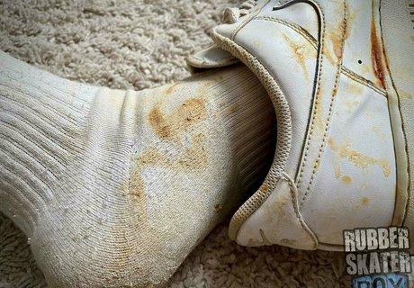 rubberskaterboy nacktheit exklusive galerie