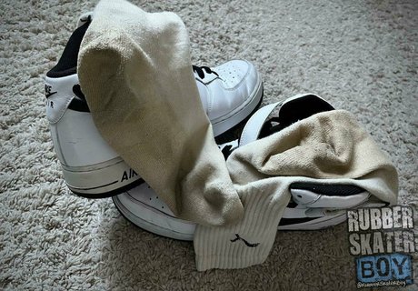 rubberskaterboy pornostar nackten archiv