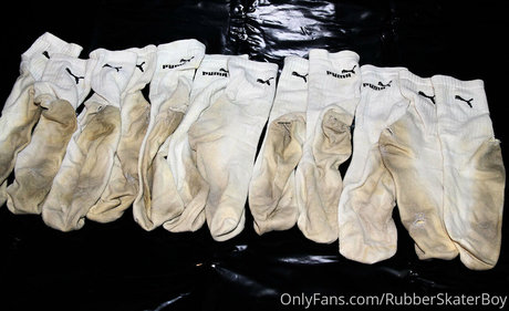 rubberskaterboy nackt nette archiv