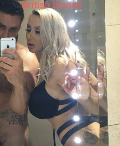 puffy onlyfans kunst nette foto