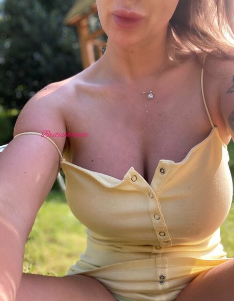 hotsluttymilf schöne perfekte archiv