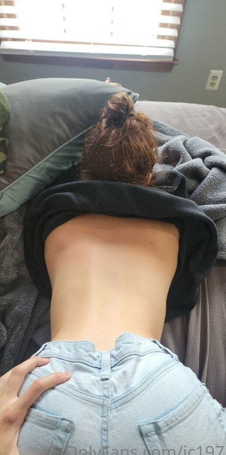 jc197 xxx akt bilder