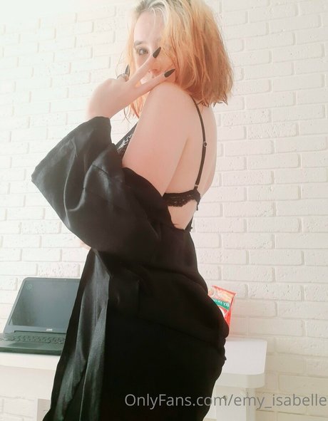 emy isabelle schöne perfekte galerien