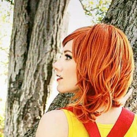 Tara Cosplay sexy nackten bild