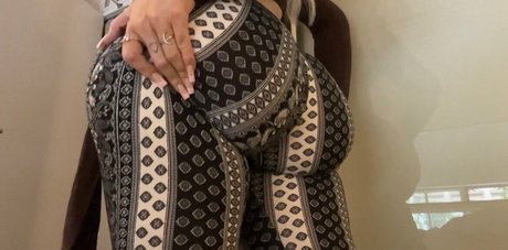 bootybyshel2 hd exklusive galerien