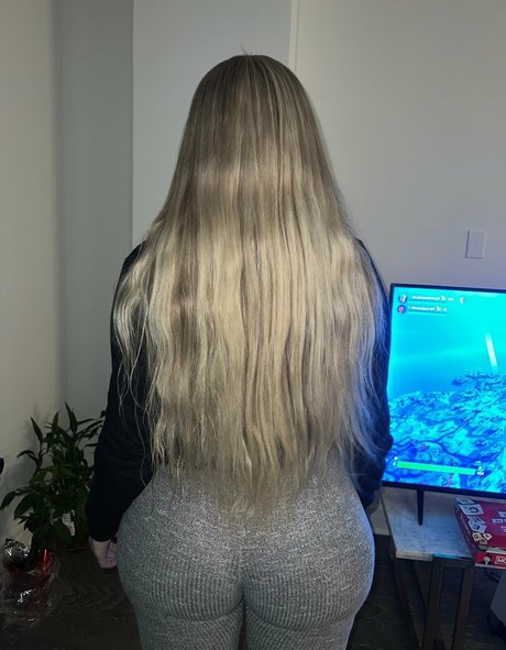 bootybyshel2 schöne perfekte bild