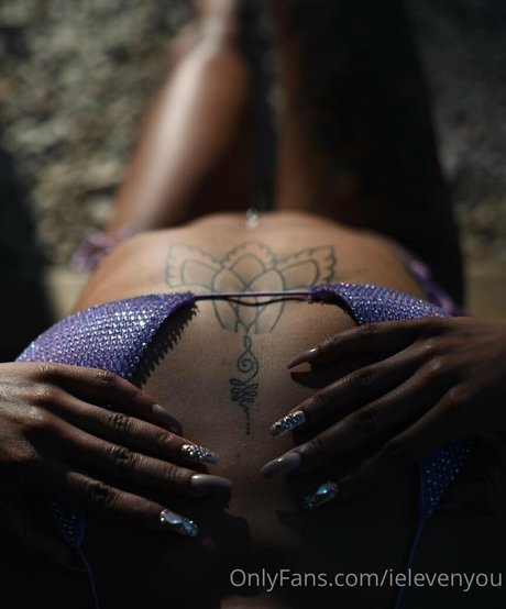 ielevenyou pornostar nacktheit bilder