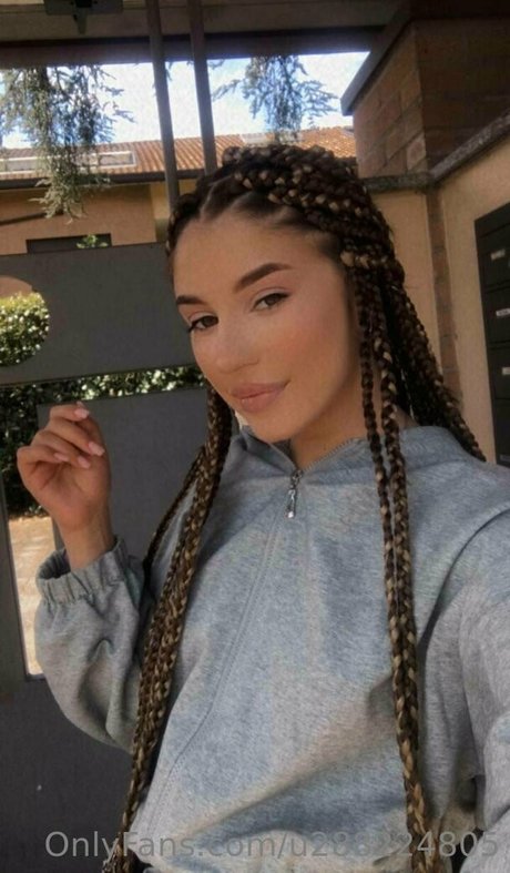 saddleviola sexy nackte bilder