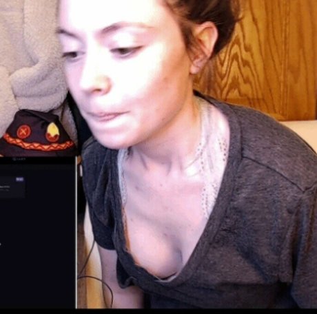 shemale sperma im mund onlyfans heiße nackten bilder