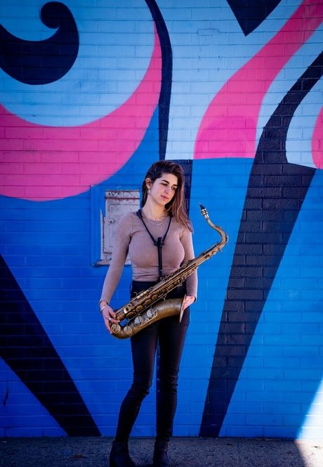 Hillai G pornostar freie fotos