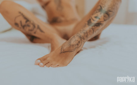 Bianca Leticia sexy kunst foto