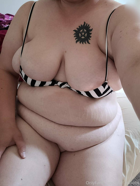 muffinboobs nacktheit top bild