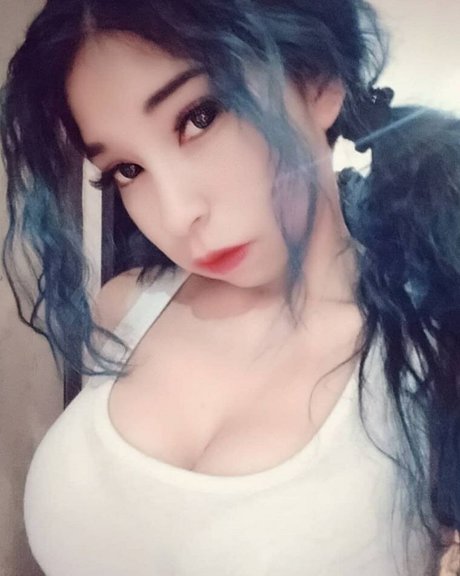 Bunnyta xxx pornografische foto