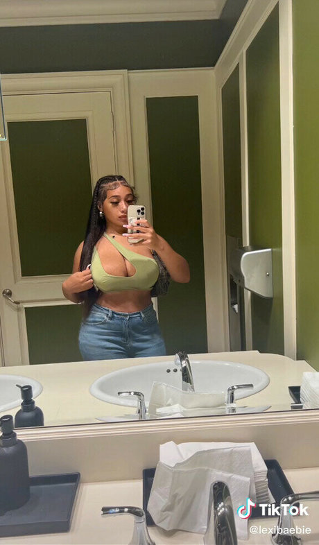 nackte milf onlyfans perfekte schöne bild