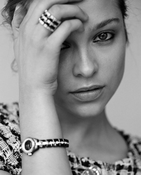 Sophie Cookson top nacktheit bilder