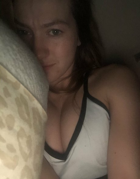 riesige shemale-onlyfans porno kunst bild