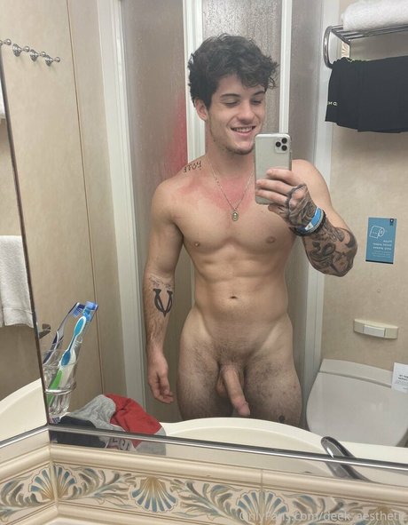 deek aesthetic pornostar top bilder