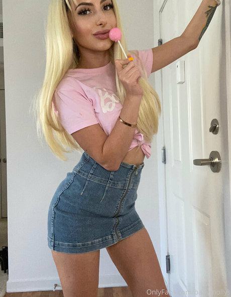 babymollys nackt perfekte foto