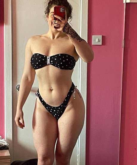 hängende titten onlyfans hübsche heiße bild