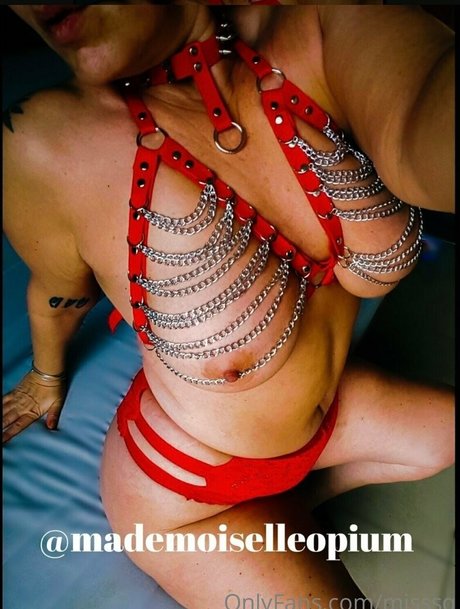 große titten tittenfick onlyfans beste schöne fotos