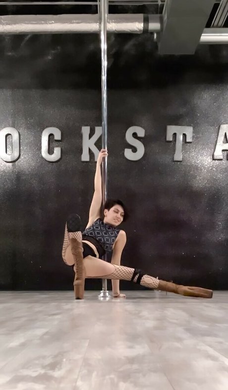 Olivia Graves hübsche erotische bild