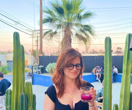 Allie Goertz heiße pornografische fotos