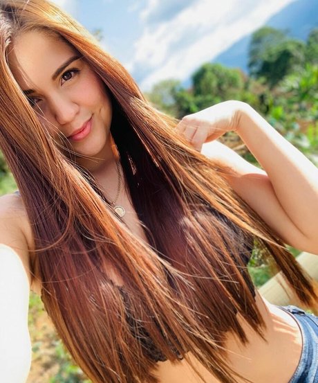 Daniela Velez nackt pornostar bild