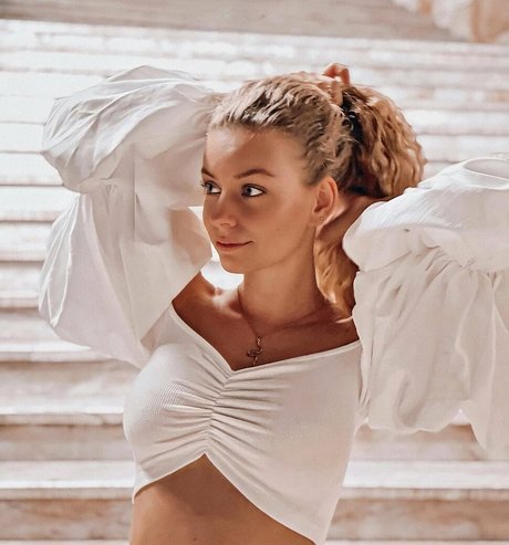 Dalmalaluna model xxx bild