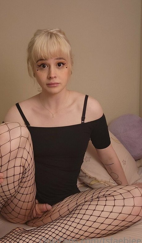 Tsfaebiee schauspielerin schöne foto