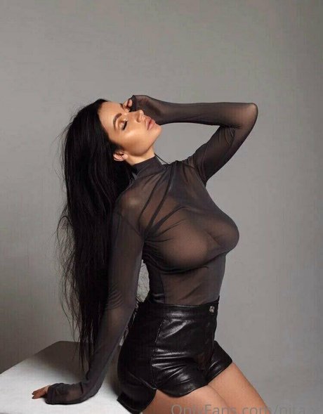 nita x xxx pornografische foto