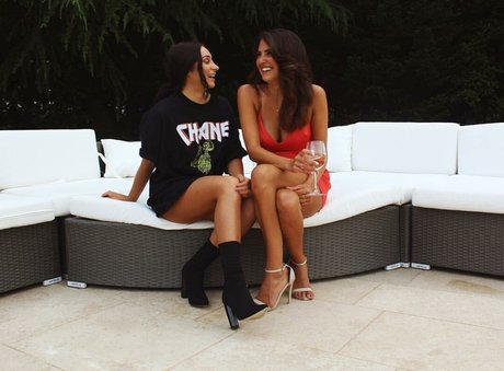 Coco Lodge top nacktheit galerie