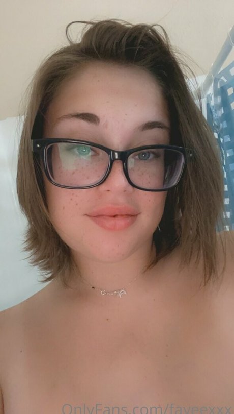 fayeexxx nackt beste archiv