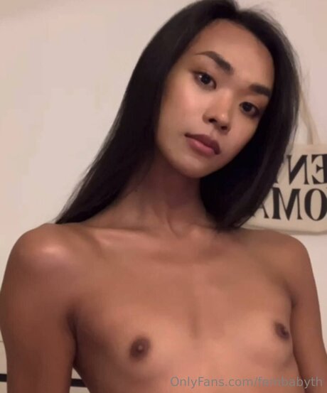 Fembabyth schauspielerin sexy bilder