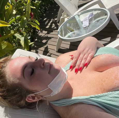 Kyla S nacktheit erotische galerie