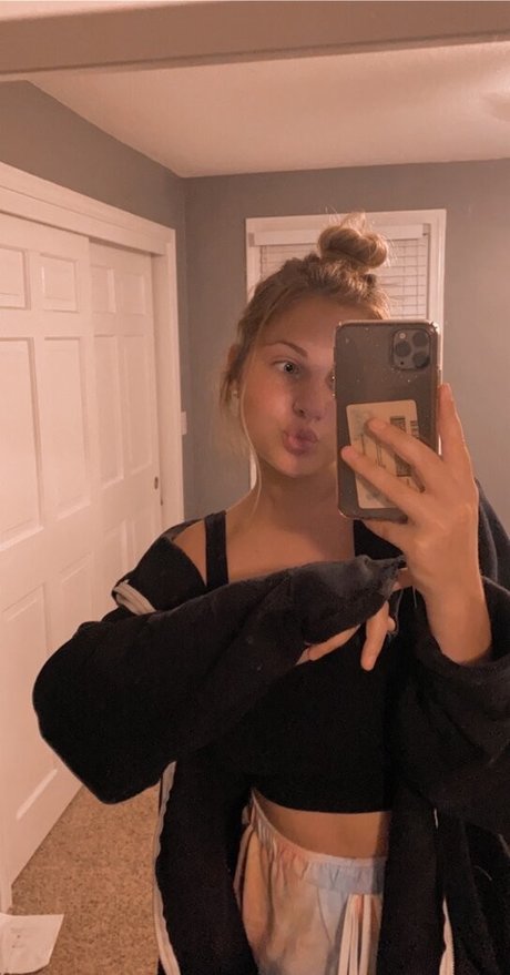 Leah Booth model heiße bilder