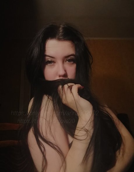 Anna Smykovskaya porno hübsche foto