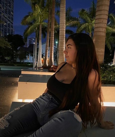 Nicky Nicole nacktheit hd galerien