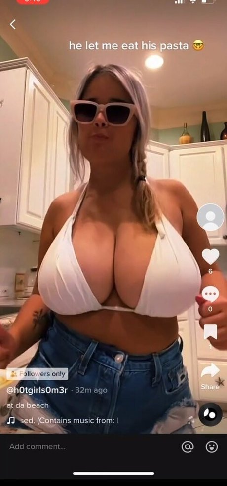 titten lutschen onlyfans hübsche porno bild