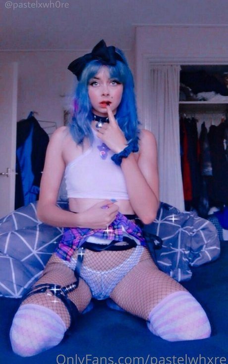 pastelwhxre model exklusive galerie