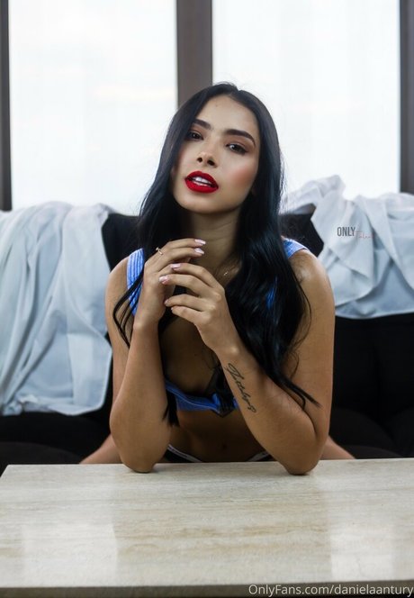 vollbusige milf onlyfans exklusive pornographische galerien