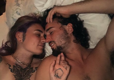 asiatisches teen solo onlyfans kunst top galerien