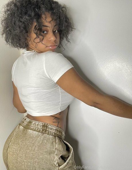 brünette muschi onlyfans schöne porno bild