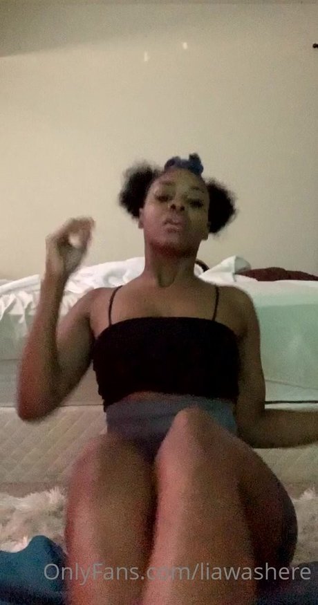 Liliwashere nacktheit erotische bilder