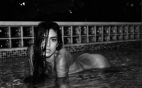 only samantha perfekte akt bilder