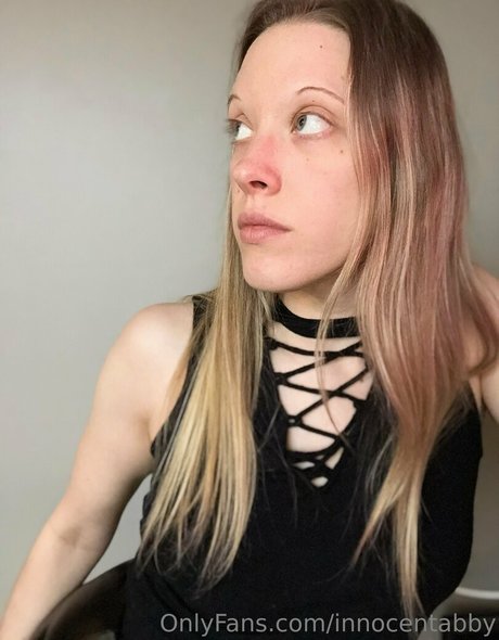 innocentabby heiße porno fotos