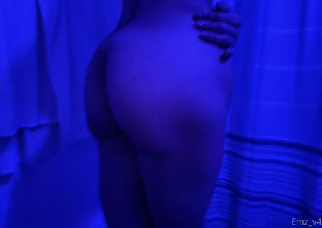 emz v3 erwachsene sexy bilder