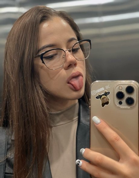 blowjob brünette onlyfans hübsche nackt foto