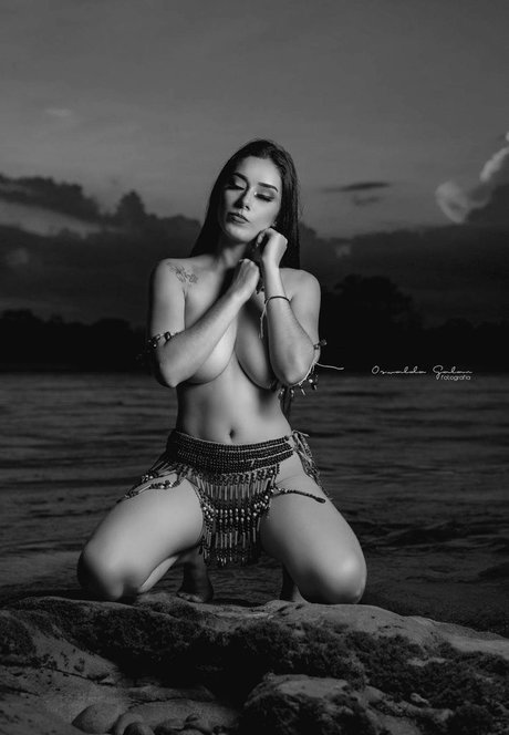 Mika Janneth erwachsene xxx bild