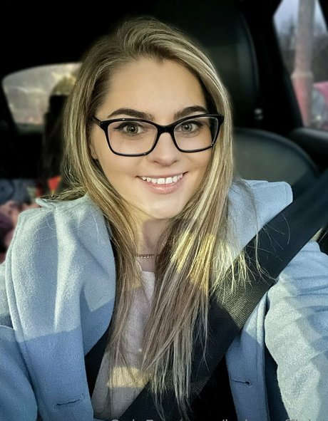 helenrofficial kunst xxx fotos